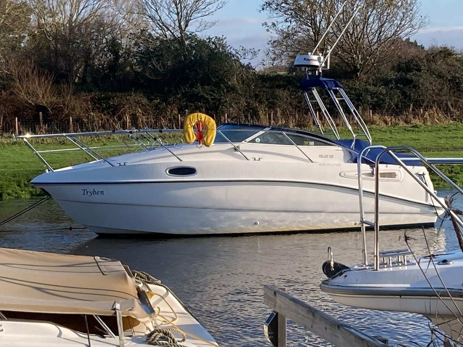 Used Sealine S23 in Dorset - iNautia