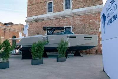 2024 Evo Yachts R4 WA