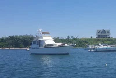 Chris-Craft 47 Commander Flush Deck