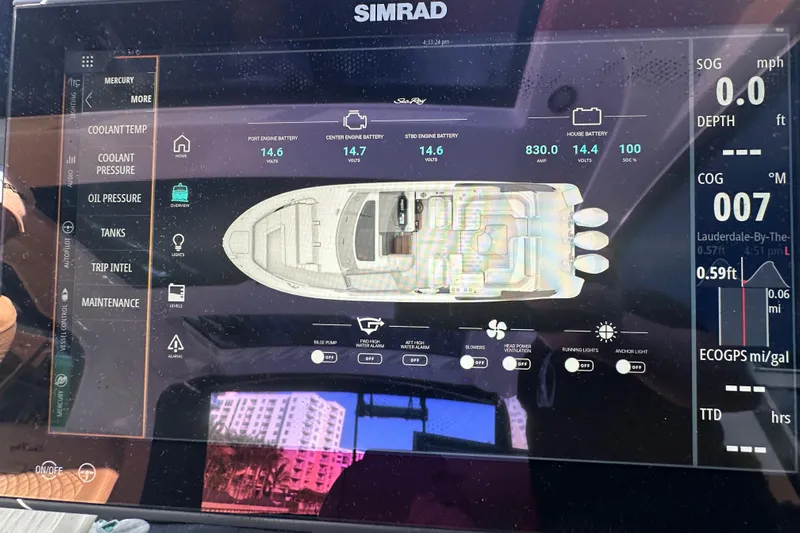 Jet Privé Yacht Photos Pics Simrad display showing Sea Ray Sundancer 370 Outboard 2021 boat systems and battery status.