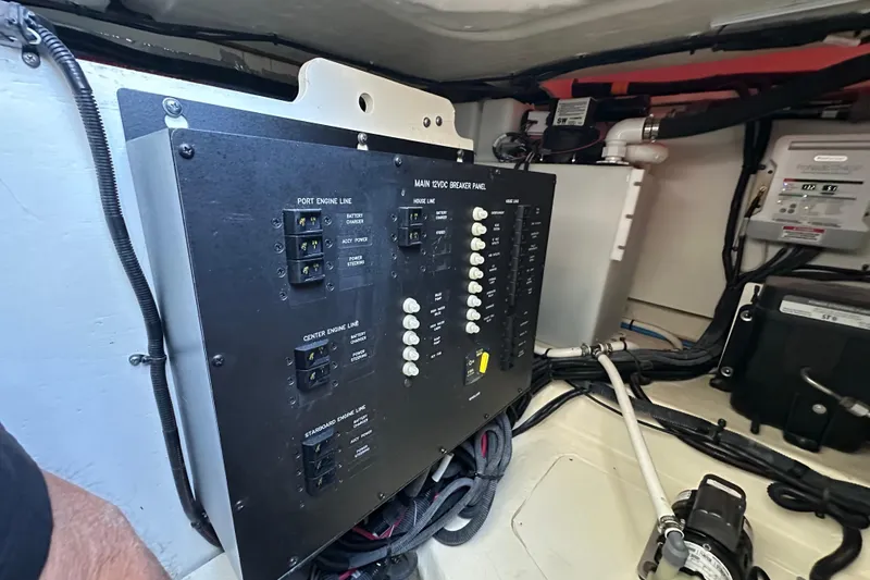 Jet Privé Yacht Photos Pics Electrical panel inside 2021 Searay 370ob boat, featuring main DC breaker system.