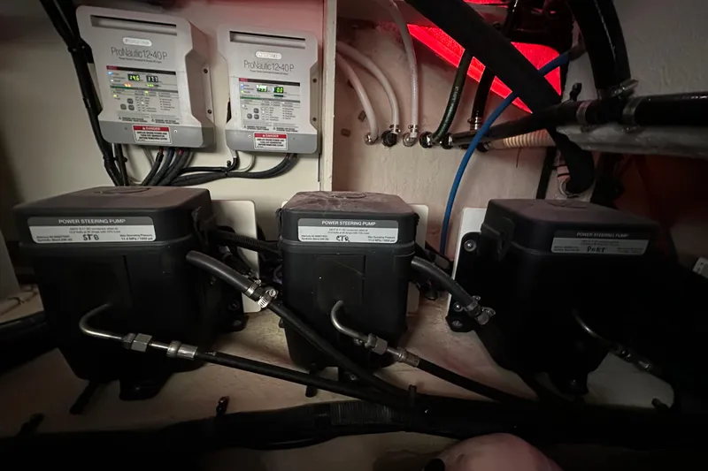 Jet Privé Yacht Photos Pics Power steering pumps and ProNautic chargers in a 2021 Searay 370ob boat.