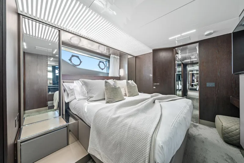 Vix Yacht Photos Pics Luxurious bedroom interior of 2018 Ferretti Yachts 850 with modern design and elegant furnishings.