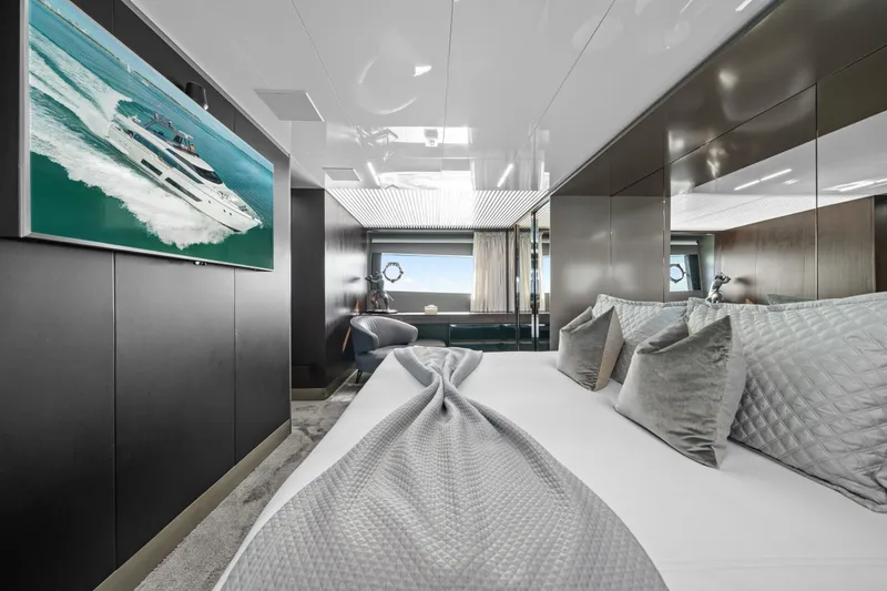 Vix Yacht Photos Pics Luxurious bedroom interior of 2018 Ferretti Yachts 850, featuring elegant decor and modern amenities.