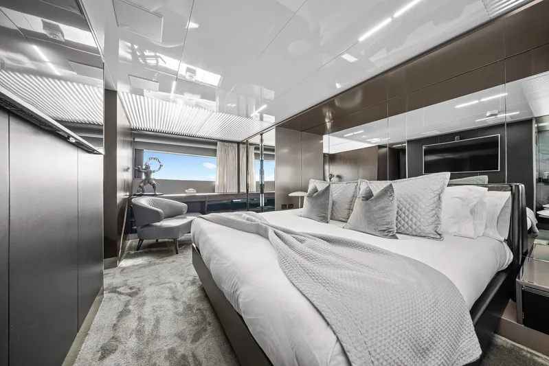 Vix Yacht Photos Pics Luxurious bedroom interior of 2018 Ferretti Yachts 850, featuring elegant decor and modern amenities.