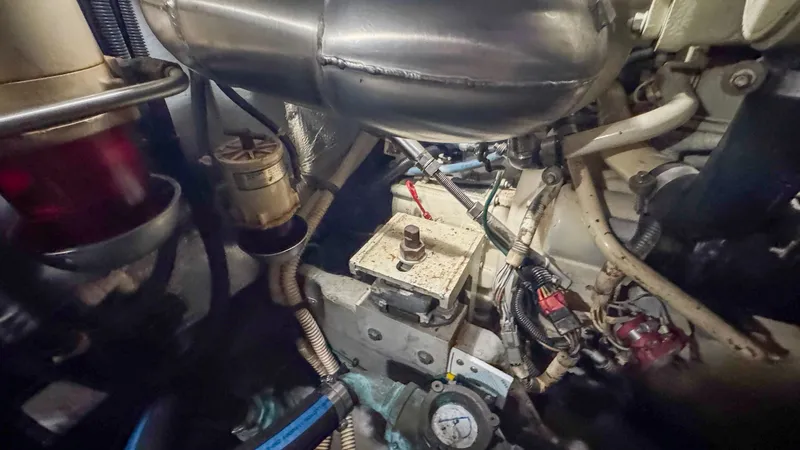 Tiny Dancer Yacht Photos Pics Engine Room