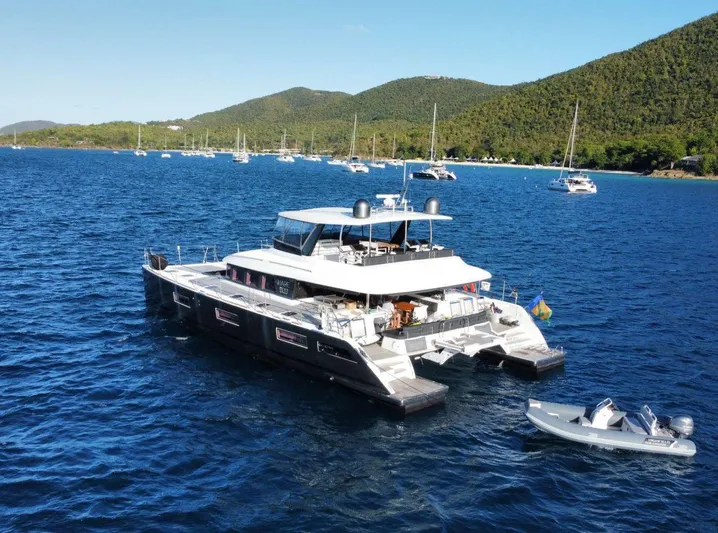 Mare Blu Yacht Photos Pics 