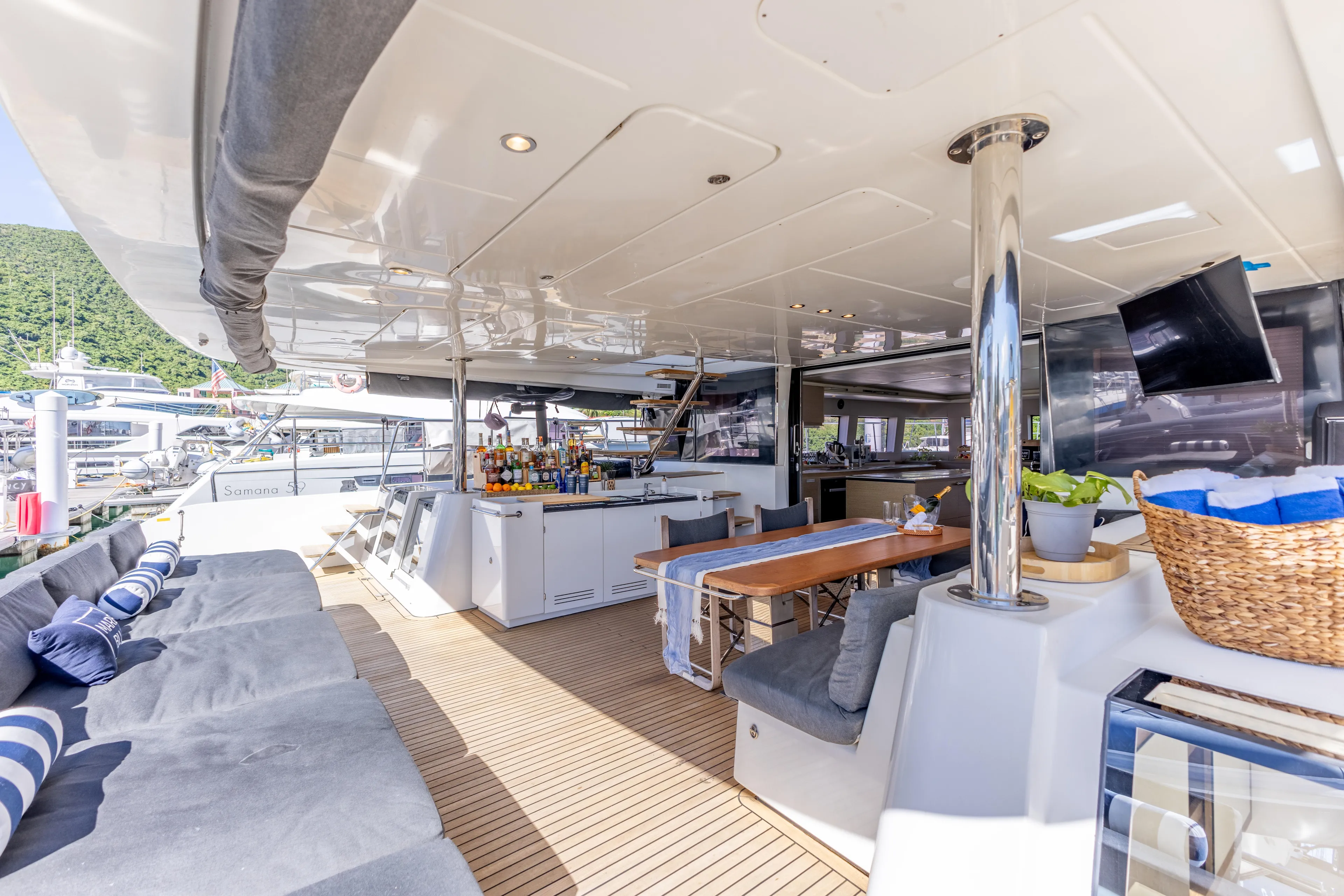 Mare Blu Yacht Photos Pics 