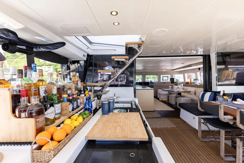 Mare Blu Yacht Photos Pics 