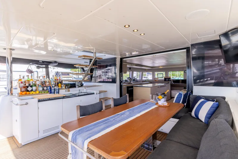 Mare Blu Yacht Photos Pics 