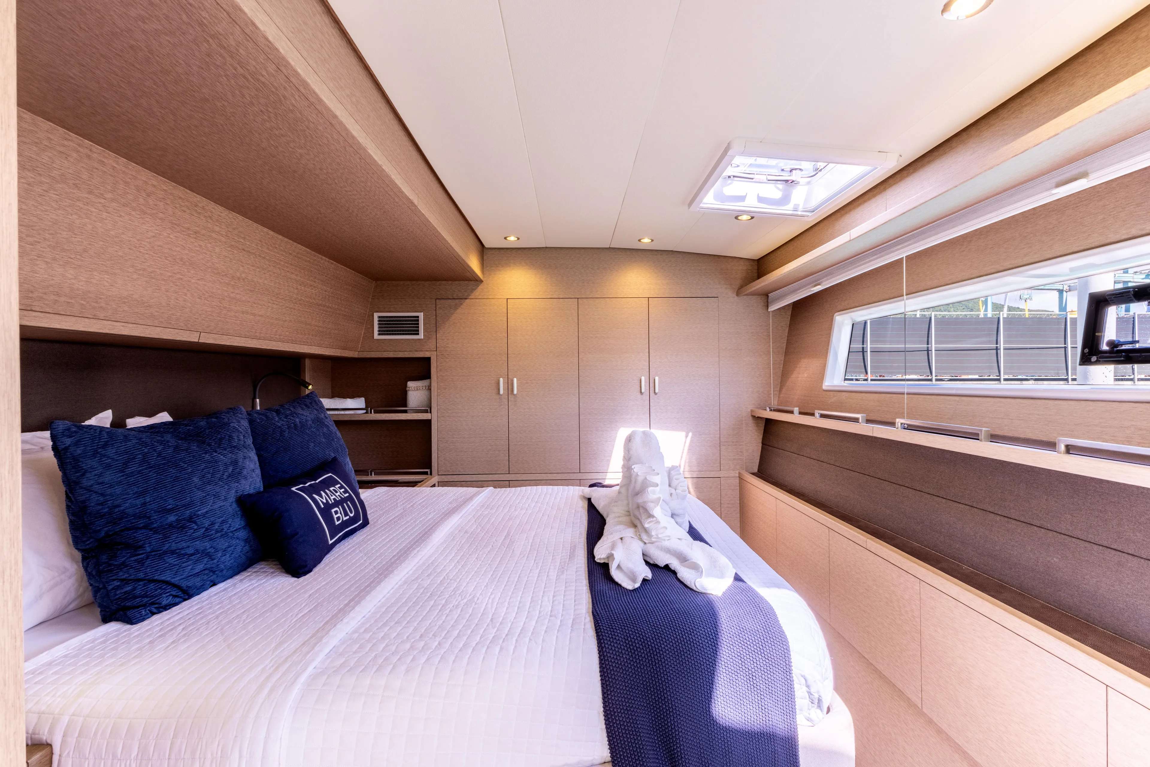 Mare Blu Yacht Photos Pics 