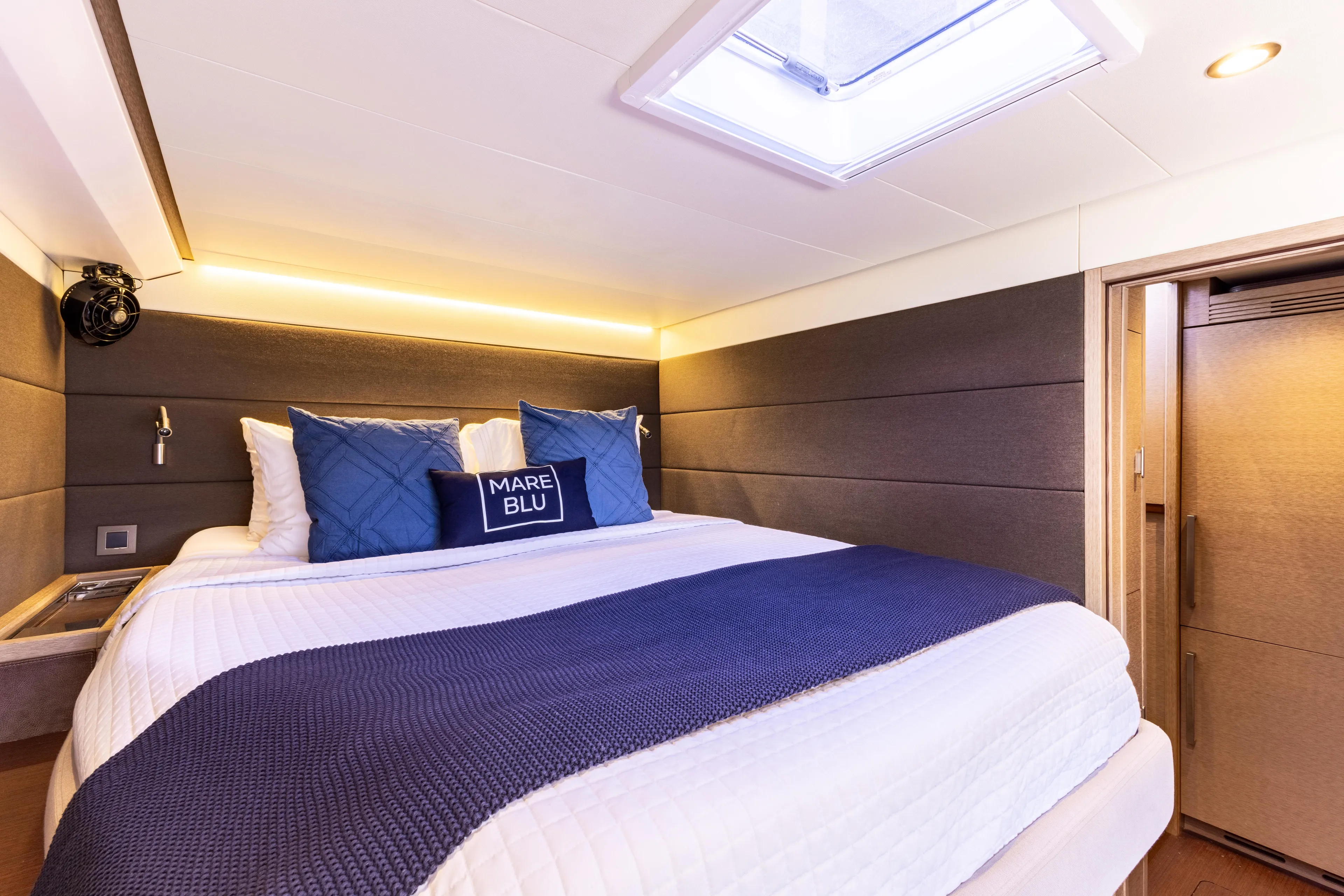 Mare Blu Yacht Photos Pics 