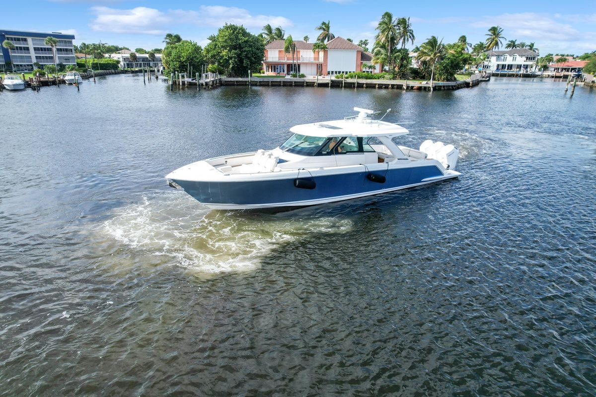 2022 Tiara Yachts 48 