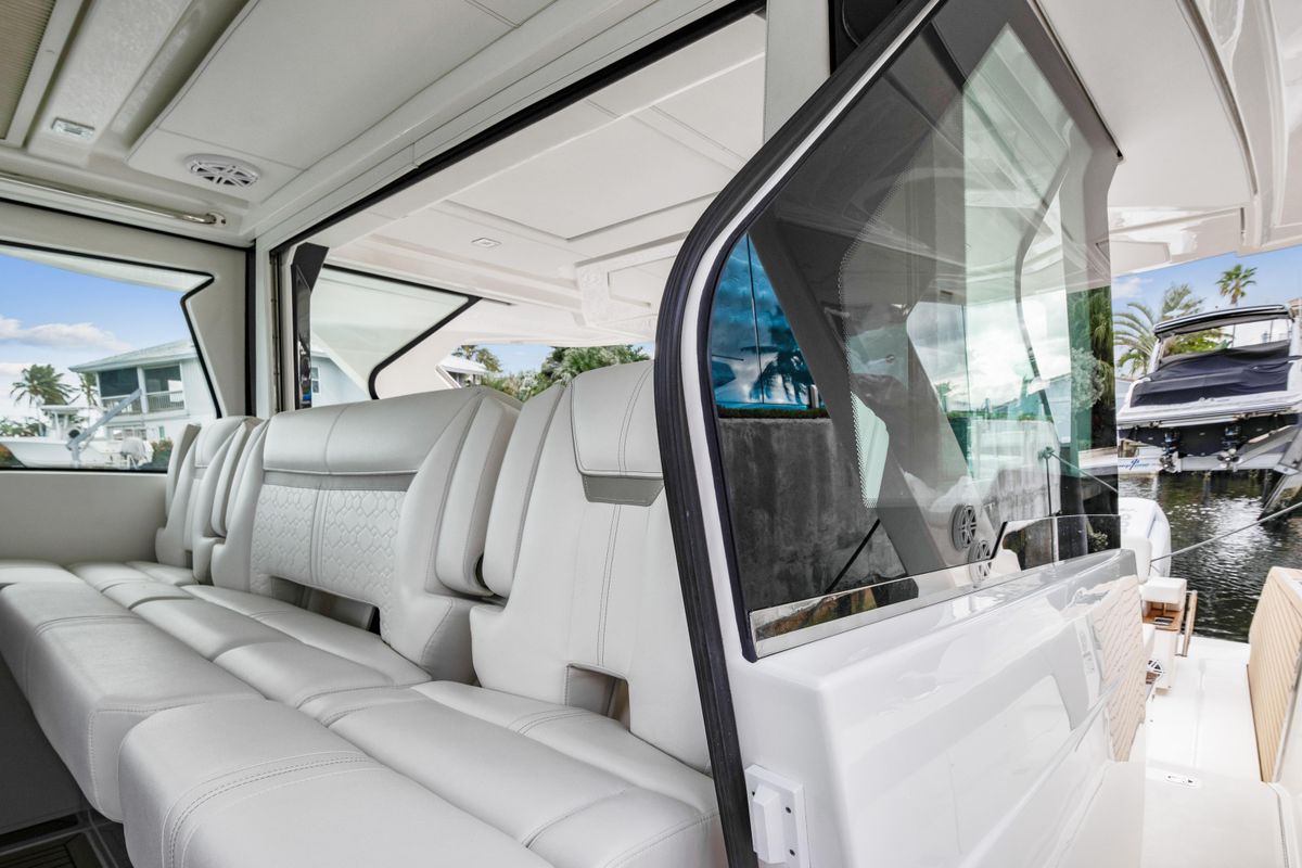 2022 Tiara Yachts 48 