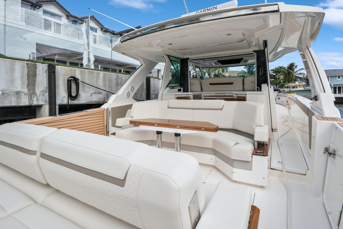 2022 Tiara Yachts 48 