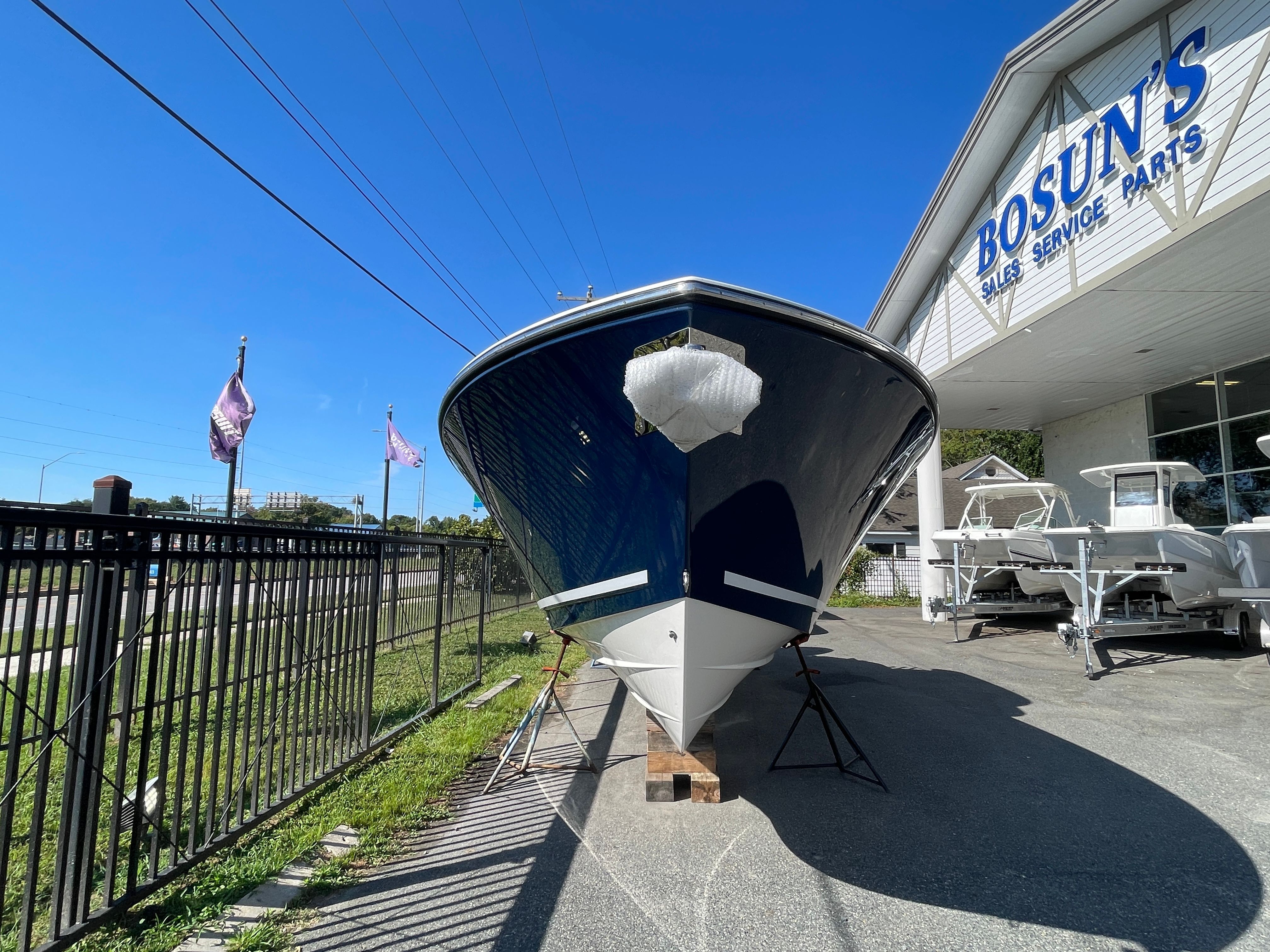 2026 COBIA 305 CC - Image 8