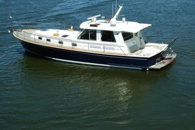 2001 Grand Banks East Bay 49 SX