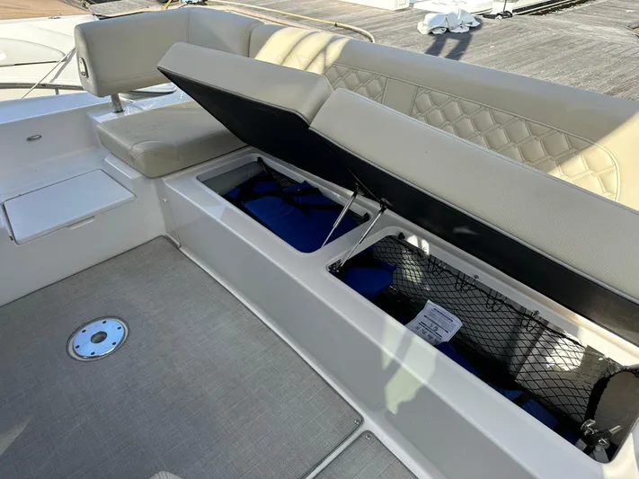 Vinovoyager Yacht Photos Pics 