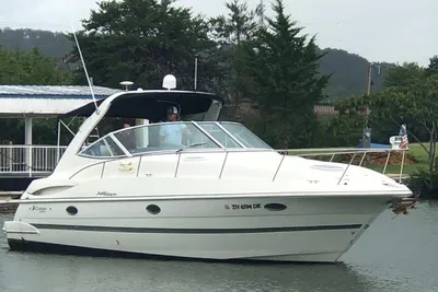 Cruisers Yachts 340 Express