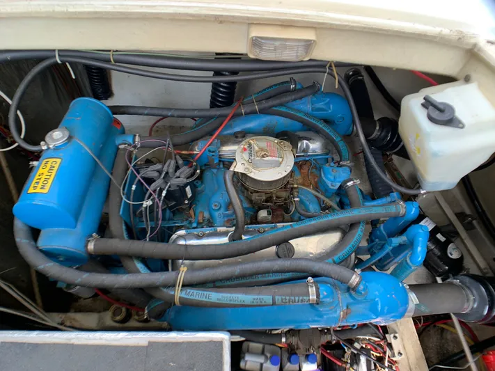 Paradise Falls Yacht Photos Pics 