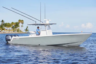 Contender 35 ST
