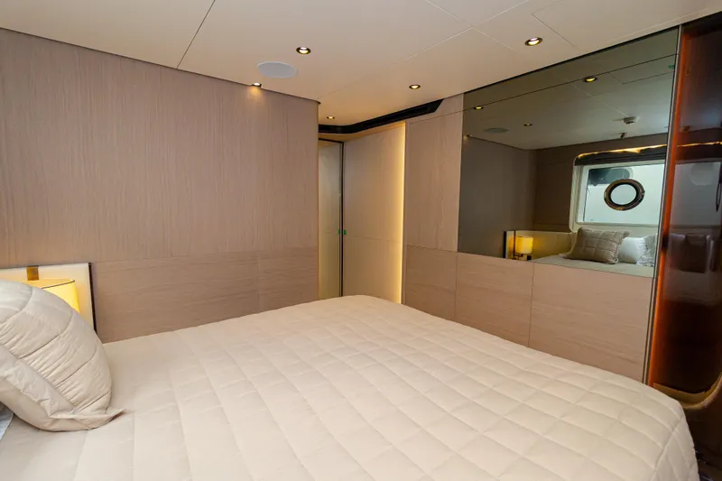 Ciel Yacht Photos Pics 