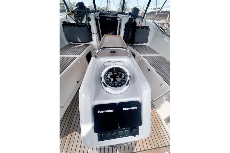 Dream Weaver Yacht Photos Pics Cockpit of 2022 Jeanneau Sun Odyssey 410 sailboat with navigation instruments.