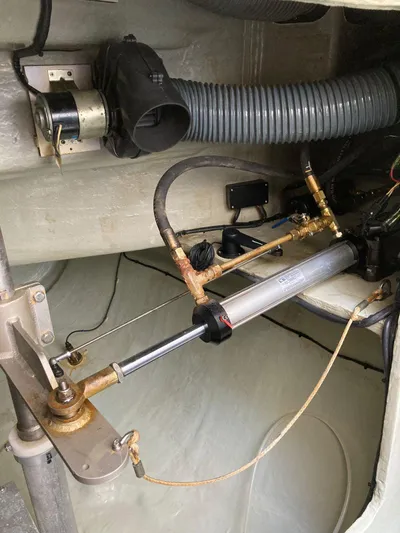 Double D Yacht Photos Pics 