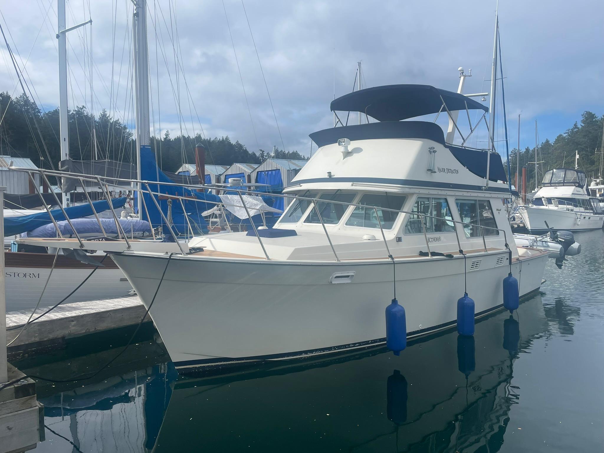 1981 Tollycraft 34 Convertible Sedan Flybridge for sale - YachtWorld