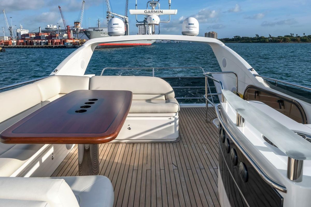 2012 Princess 64 