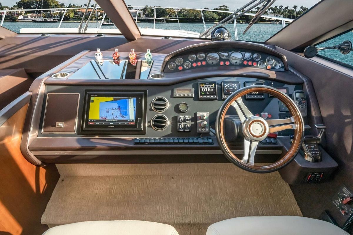 2012 Princess 64 
