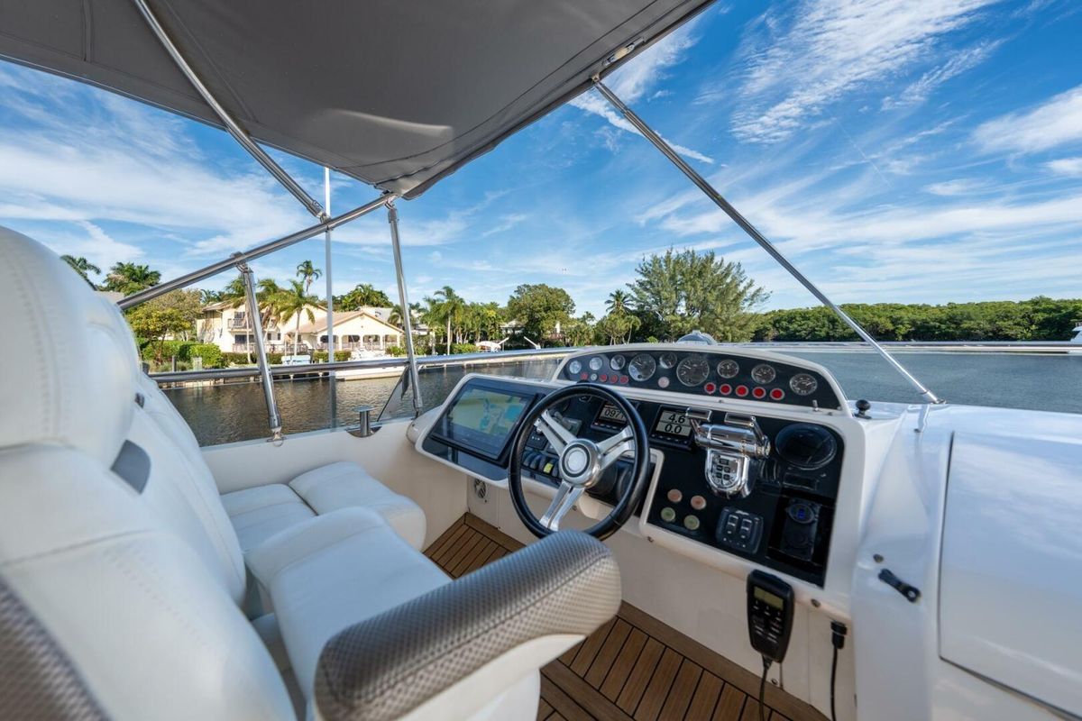 2012 Princess 64 