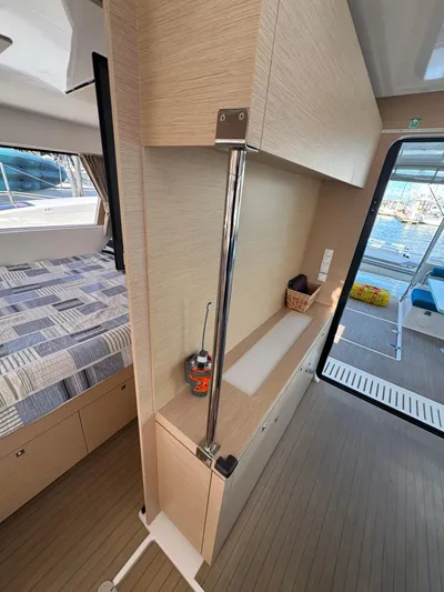 Encantado Yacht Photos Pics 