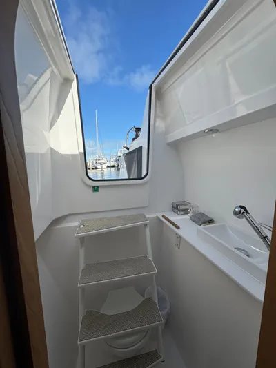 Encantado Yacht Photos Pics 