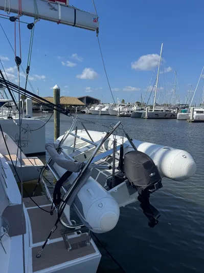 Encantado Yacht Photos Pics 