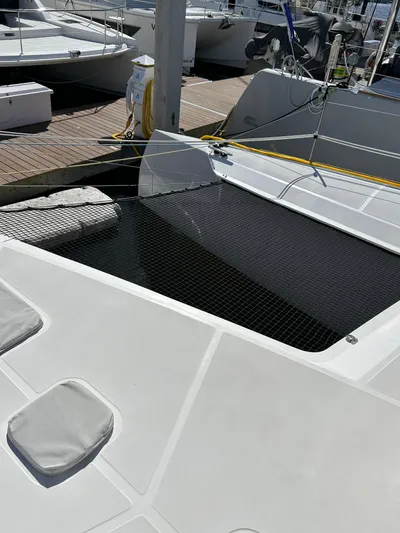 Encantado Yacht Photos Pics 