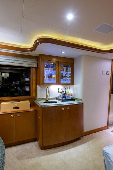 2001-95-westport-raised-pilothouse-motor-yacht