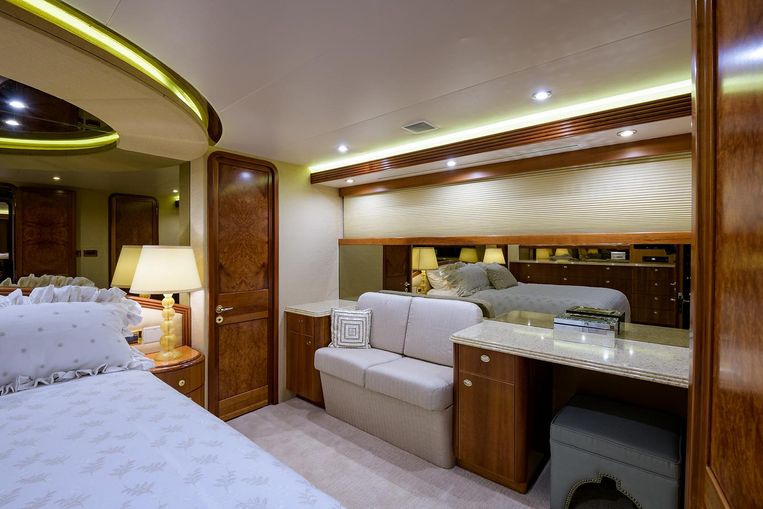 2001-95-westport-raised-pilothouse-motor-yacht
