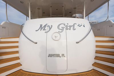Yacht