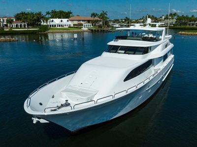 Yacht