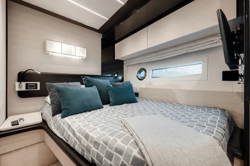 Ciao Bella Yacht Photos Pics 