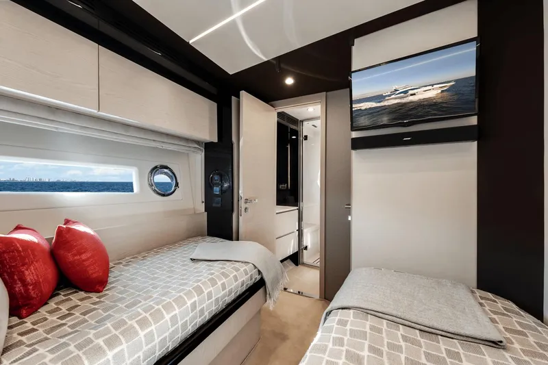 Ciao Bella Yacht Photos Pics 