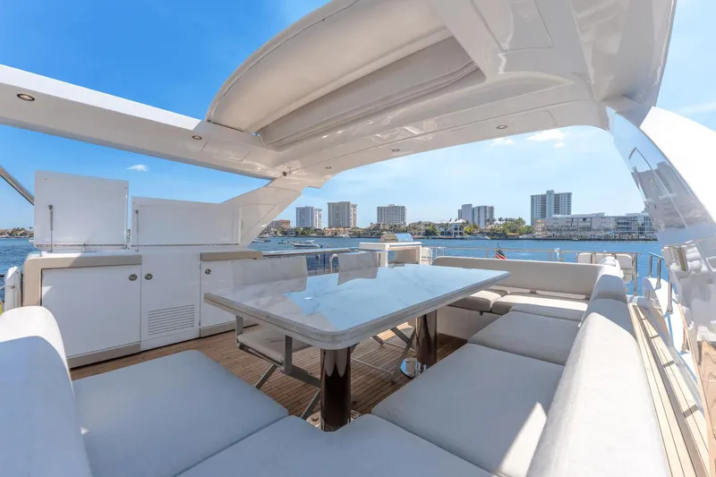 Ciao Bella Yacht Photos Pics 