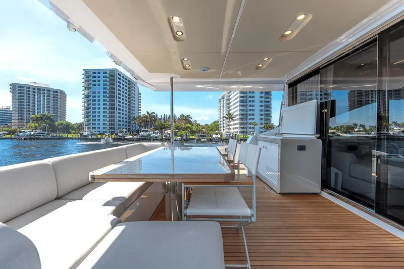 Ciao Bella Yacht Photos Pics 