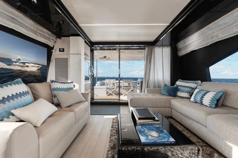 Ciao Bella Yacht Photos Pics 