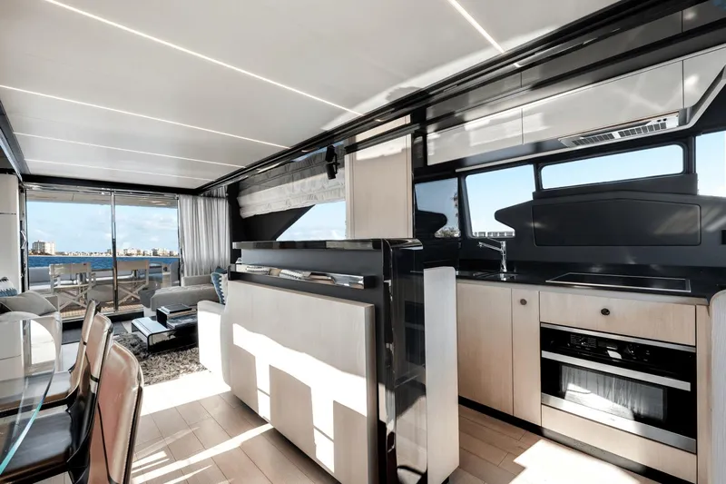 Ciao Bella Yacht Photos Pics 