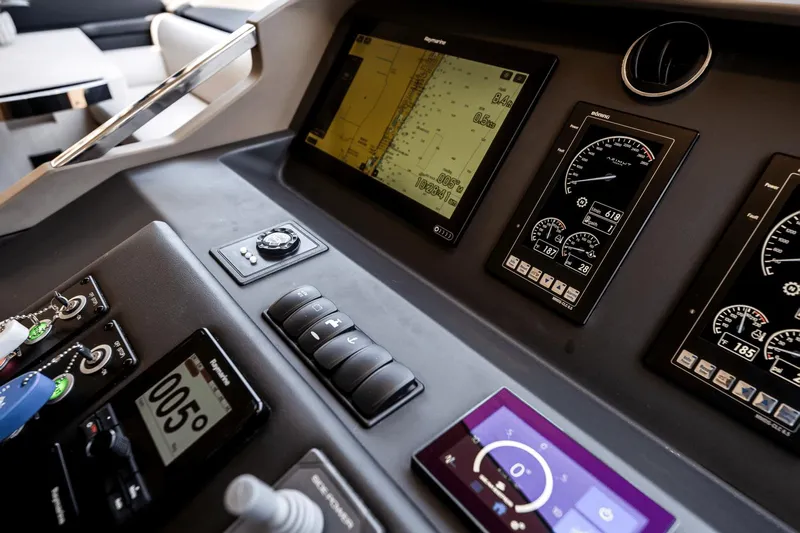 Ciao Bella Yacht Photos Pics 