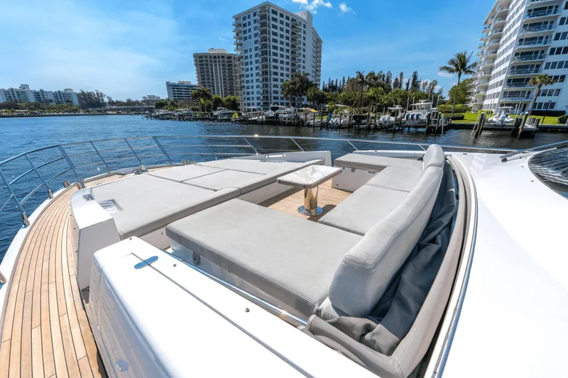 Ciao Bella Yacht Photos Pics 