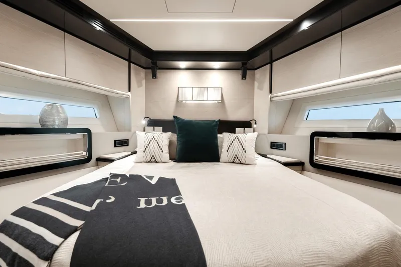 Ciao Bella Yacht Photos Pics 