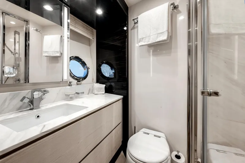 Ciao Bella Yacht Photos Pics 